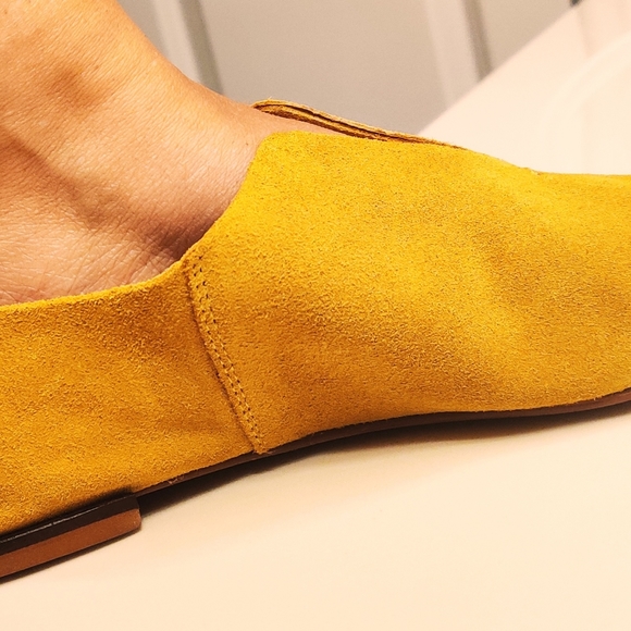 Zara Suede Leather Flats - Picture 2 of 4